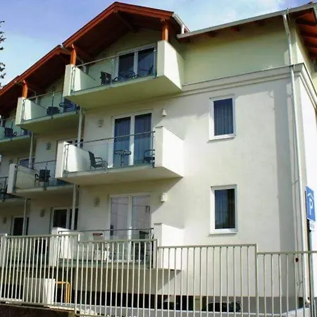Füred Apartment *